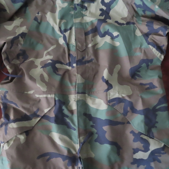 US Military Parka Cold Weather Camouflage Jacket MIL-P-44188C L/Regular issued - Picture 2 of 8